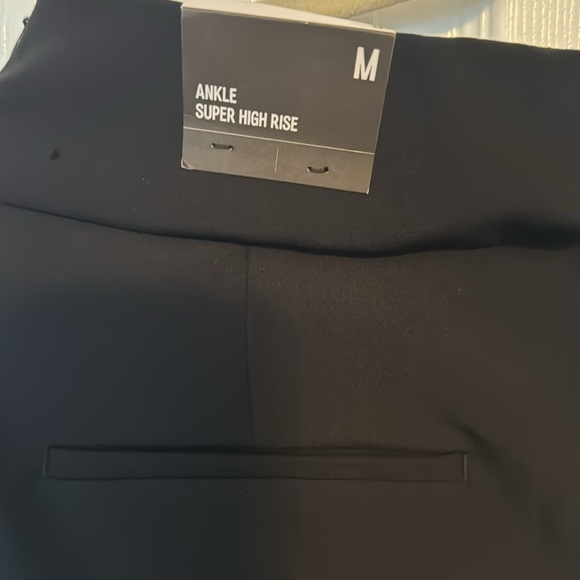 Express pants - Picture 4 of 5